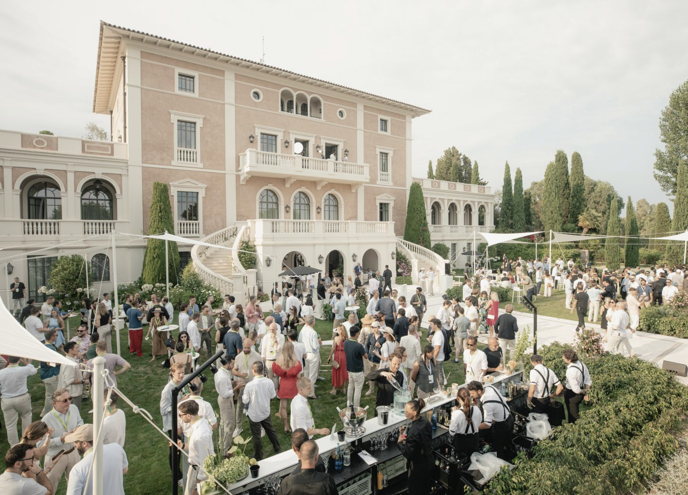 CASE STUDY: Total Management Group, Robinhood and the event that redefined crypto product launches