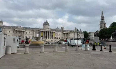 EnTEEtainment Trafalgar Square 1
